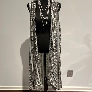 Sheer sleeveless boho kimono